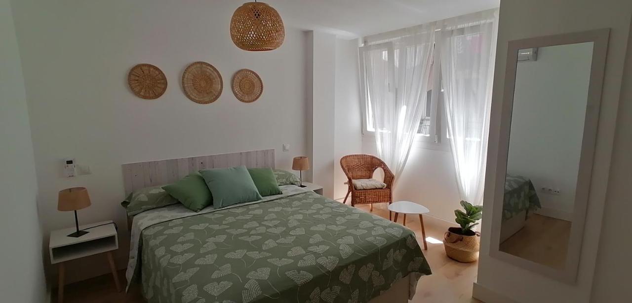 Leilighet El Palo Cosy, 200 M From The Beach Málaga